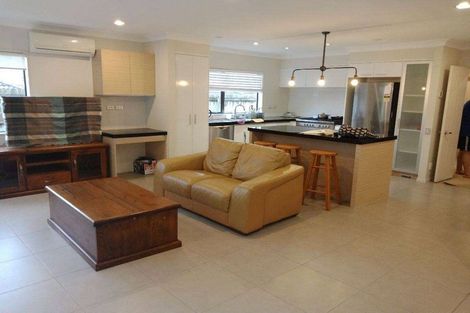 Photo of property in 78 Oakway Drive, Schnapper Rock, Auckland, 0632