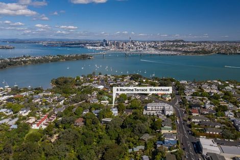 Photo of property in 8 Maritime Terrace, Birkenhead, Auckland, 0626