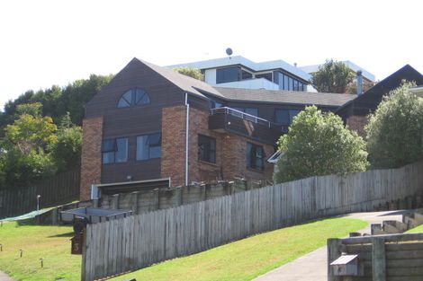Photo of property in 3 Seaford Place, Murrays Bay, Auckland, 0630
