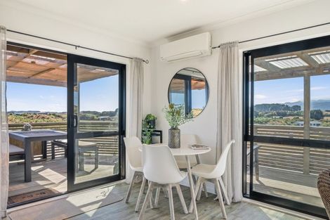 Photo of property in 125 Strathnaver Drive, Waikawa Beach, Levin, 5573