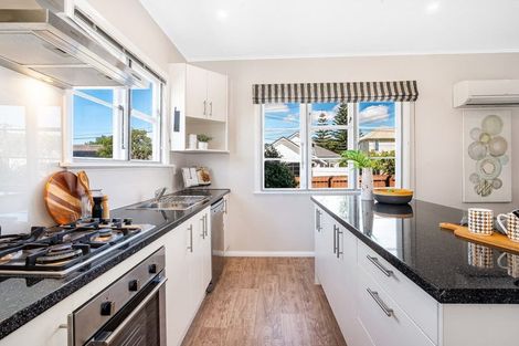 Photo of property in 2 Taita Drive, Boulcott, Lower Hutt, 5011