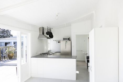 Photo of property in 25 Aitken Terrace, Kingsland, Auckland, 1021