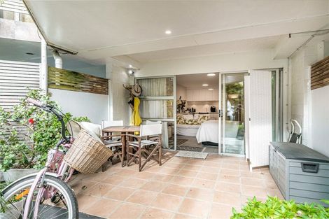 Photo of property in 9/6a Sarsfield Street, Herne Bay, Auckland, 1011