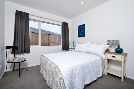 Photo of property in 7 Pohue Avenue, Huapai, Kumeu, 0810