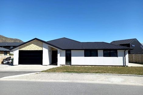Photo of property in 6 Tudor Lane, Lower Shotover, Queenstown, 9304