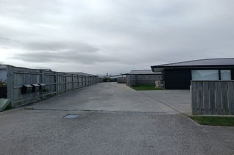 Photo of property in 22b Roberts Line, Kelvin Grove, Palmerston North, 4414