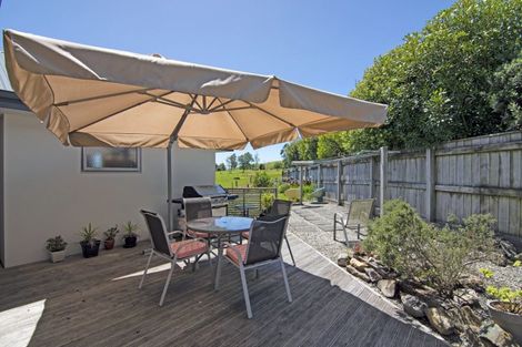 Photo of property in 15 Arapeta Place, Takaka, 7110