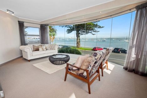 Photo of property in 10 The Mall, Mount Maunganui, 3116