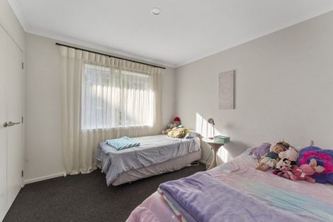 Photo of property in 2 Olivias Place, Stoke, Nelson, 7011