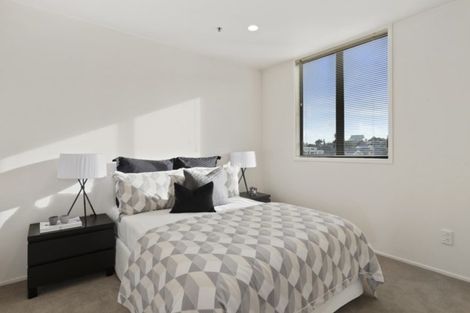 Photo of property in 5d/173 Hurstmere Road, Takapuna, Auckland, 0622