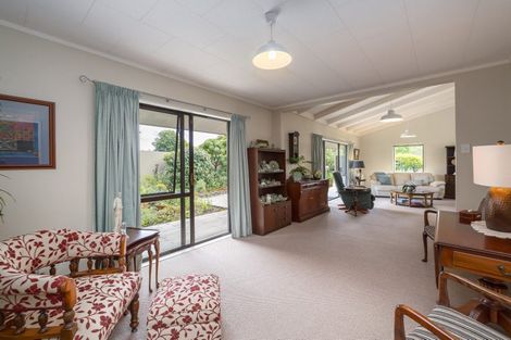 Photo of property in 27 Lincoln Road, Carterton, 5713