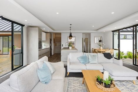 Photo of property in 5 Kawharu Street, Marshland, Christchurch, 8083