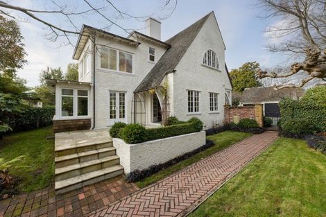 Photo of property in 43 Holmwood Road, Merivale, Christchurch, 8014