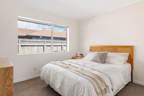 Photo of property in 142 Evans Road, Papamoa Beach, Papamoa, 3118