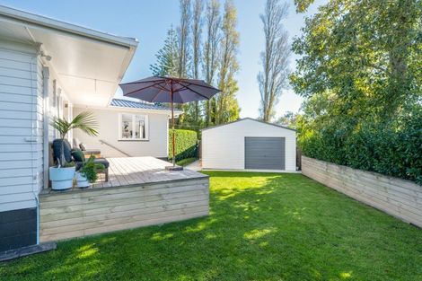 Photo of property in 2/12 Pandora Place, Pakuranga, Auckland, 2010