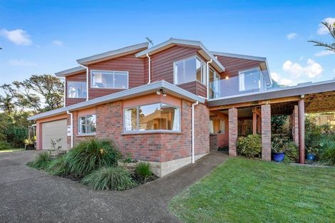 Photo of property in 6 Elsfield Place, Torbay, Auckland, 0630