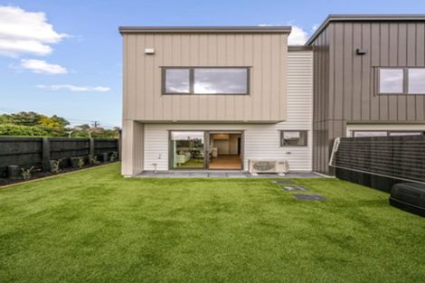 Photo of property in 10/48 Moire Road, Massey, Auckland, 0614