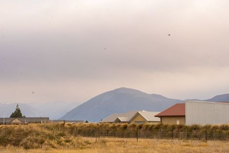 Photo of property in 15 Tussock Crescent, Twizel, 7901
