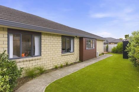 Photo of property in 90 Regent Drive, Paraparaumu Beach, Paraparaumu, 5032