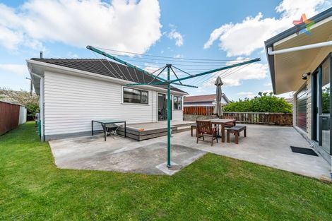 Photo of property in 4 Roberts Street, Wainuiomata, Lower Hutt, 5014