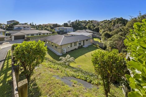 Photo of property in 4 Fern Lane, Whalers Gate, New Plymouth, 4310