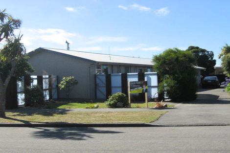 Photo of property in 1/11 Heron Street, Southshore, Christchurch, 8062