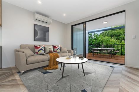 Photo of property in 4/8 Bennett Road, Pakuranga, Auckland, 2010