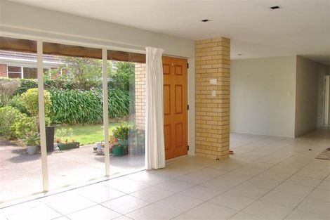 Photo of property in 2a Dinglebank Road, Mount Wellington, Auckland, 1060