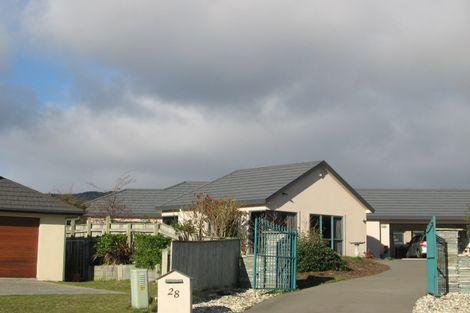 Photo of property in 28 Observation Place, Paraparaumu, 5032