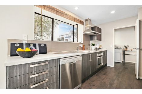 Photo of property in 2/100 Purchas Street, Edgeware, Christchurch, 8013