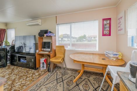 Photo of property in 134 Liverpool Street, Levin, 5510