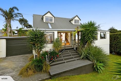 Photo of property in 1/15 Sunnynook Road, Forrest Hill, Auckland, 0620