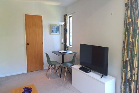 Photo of property in 49b Simla Crescent, Khandallah, Wellington, 6035