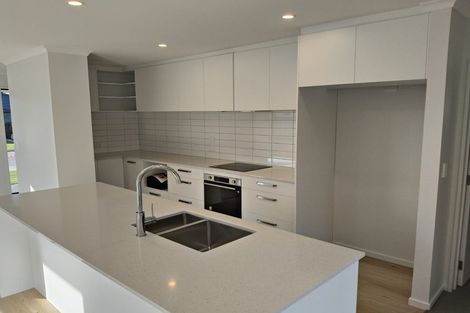 Photo of property in 8 Curtis Street, Woodend, 7610