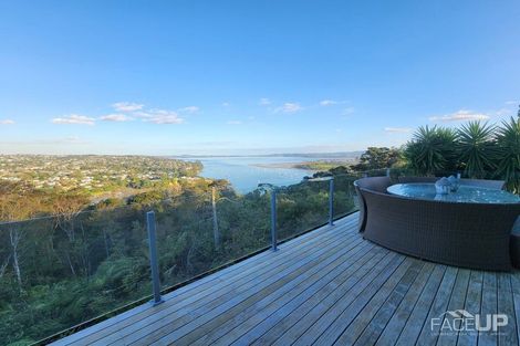 Photo of property in 1 Te Kawau Pass, Greenhithe, Auckland, 0632