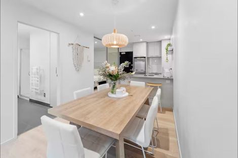 Photo of property in Queen's Residences, 201/8 Airedale Street, Auckland Central, Auckland, 1010