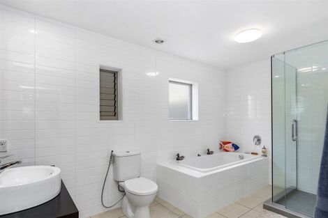 Photo of property in 24 Pillans Road, Otumoetai, Tauranga, 3110