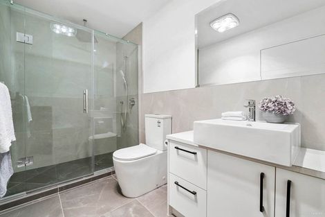 Photo of property in 87 Bordeaux Parade, Te Atatu South, Auckland, 0610