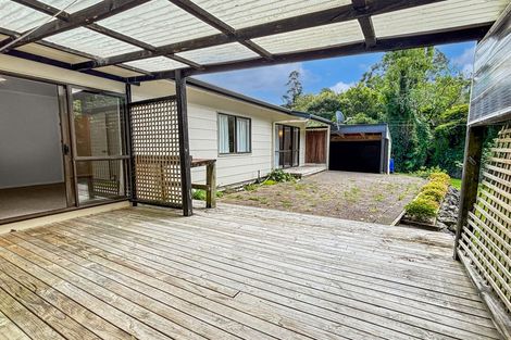 Photo of property in 8 Brick Bay Drive, Sandspit, Warkworth, 0982