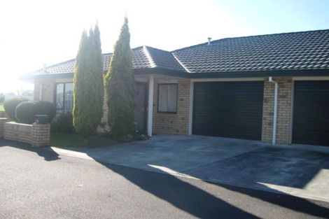 Photo of property in 714 Pioneer Highway, Takaro, Palmerston North, 4412
