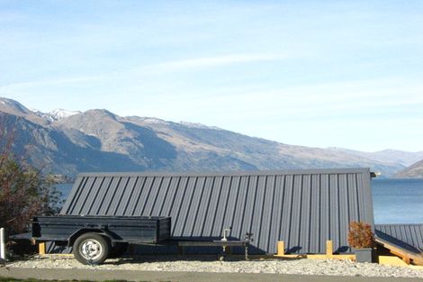 Photo of property in 66 Cedar Drive, Kelvin Heights, Queenstown, 9300