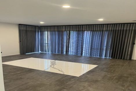 Photo of property in 5 Wyon Way, Flat Bush, Auckland, 2016