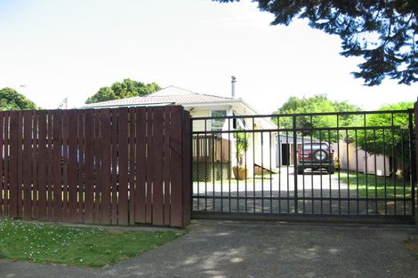 Photo of property in 18 Killington Crescent, Mangere, Auckland, 2022