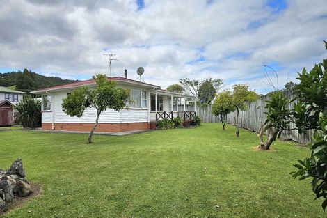 Photo of property in 130 George Street, Hikurangi, 0114