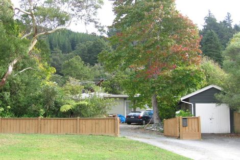 Photo of property in 28a Jocelyn Crescent, Pinehaven, Upper Hutt, 5019