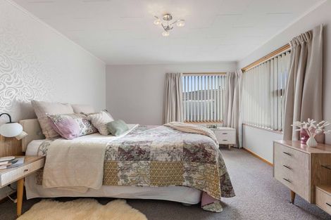 Photo of property in 1 Cherry Lane, Milton, 9220