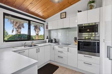 Photo of property in 386 South Road, Waipu, 0582