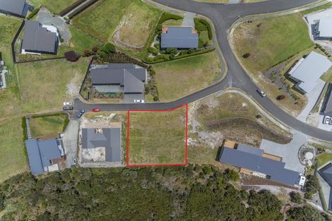 Photo of property in 14 Sunrise Place, Cable Bay, 0420