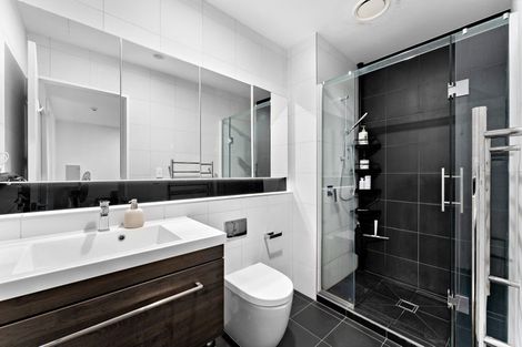 Photo of property in 202/19 Rawene Road, Birkenhead, Auckland, 0626