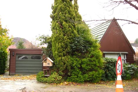 Photo of property in 12 Pritchard Place, Arrowtown, 9302